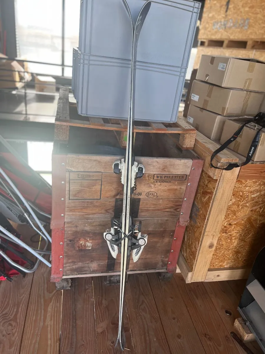 ELAN 999 3 ELAN 999 – Image 3