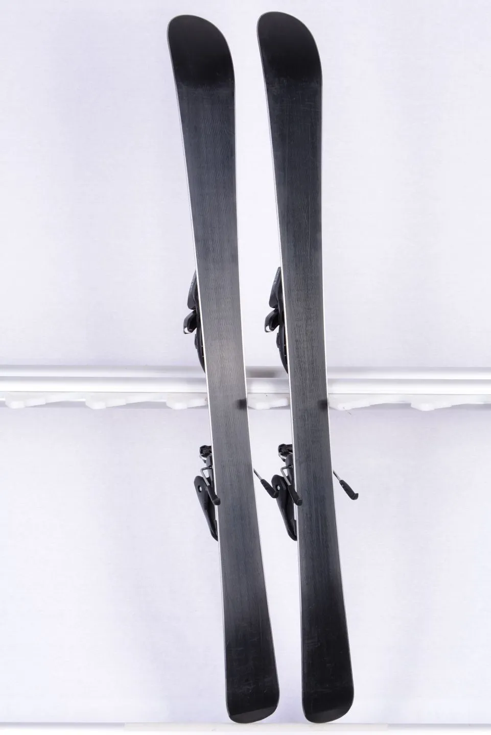 ELAN Maxx 4 ELAN Maxx – Image 4