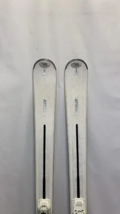 Atomic Cloud C8 -Skis alpins Soldes IMG 8945 scaled 1