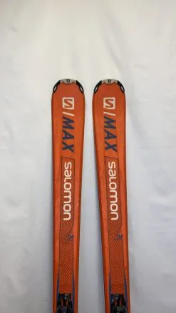 Salomon Max 04 -Skis alpins Soldes IMG 8995 scaled 1